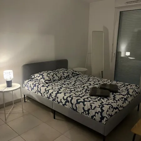 Joli T2 Terrasse Parking Prive Confort شقة
